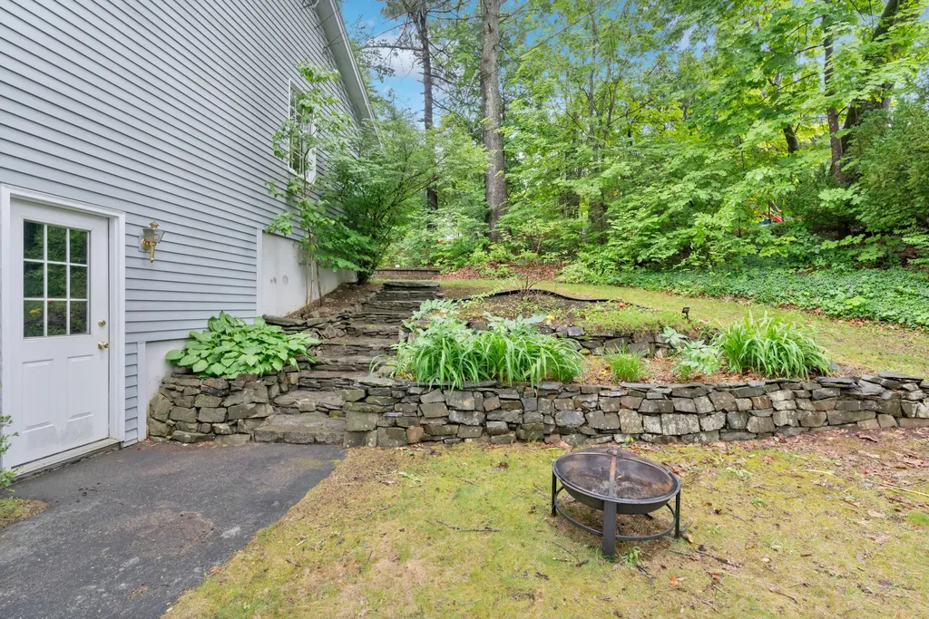 1 Hillcrest Drive Sanford ME 04083