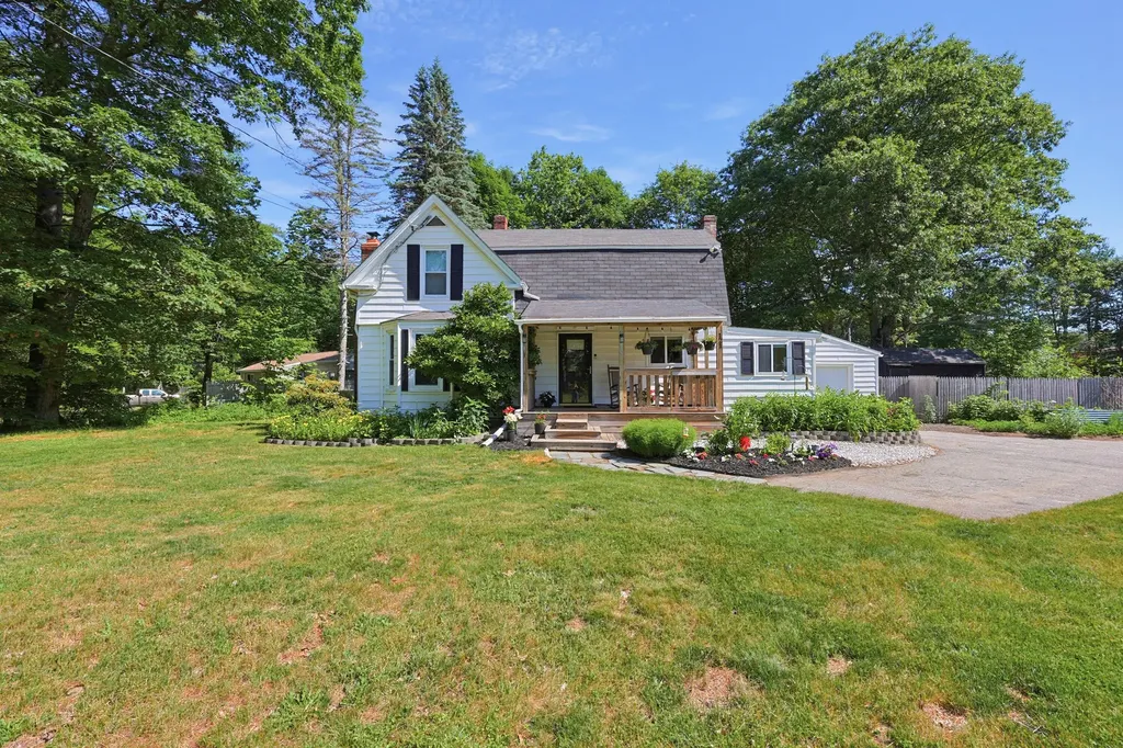 121 Whitehouse Crossing Road Topsham ME 04086