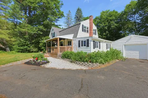121 Whitehouse Crossing Road Topsham ME 04086