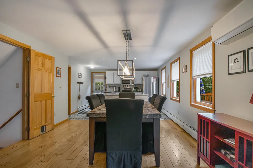 143 Old Portland Road Waterboro ME 04061