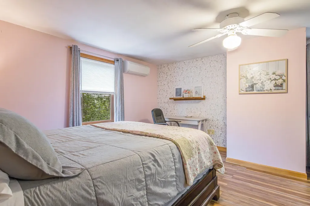 143 Old Portland Road Waterboro ME 04061