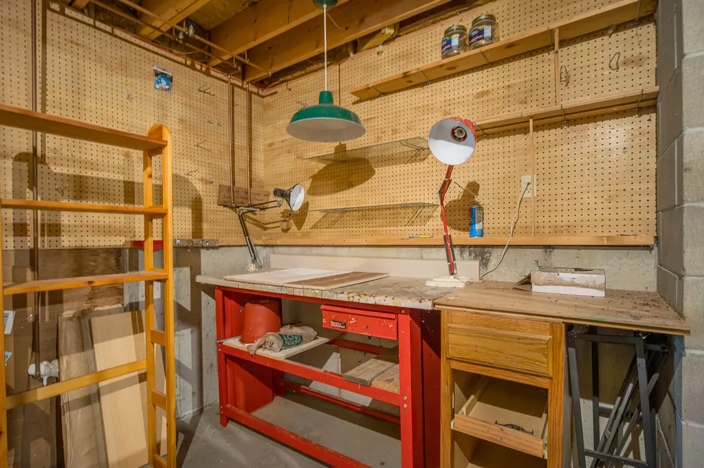 143 Old Portland Road Waterboro ME 04061
