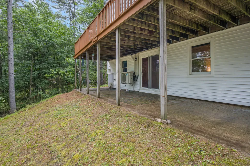 143 Old Portland Road Waterboro ME 04061