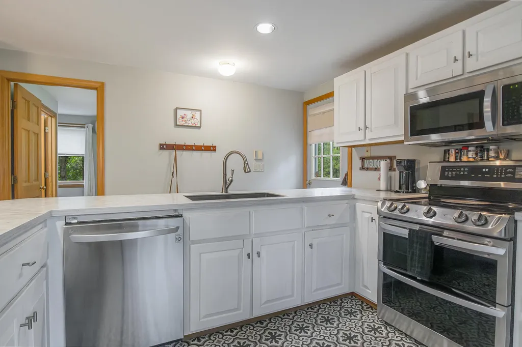 143 Old Portland Road Waterboro ME 04061