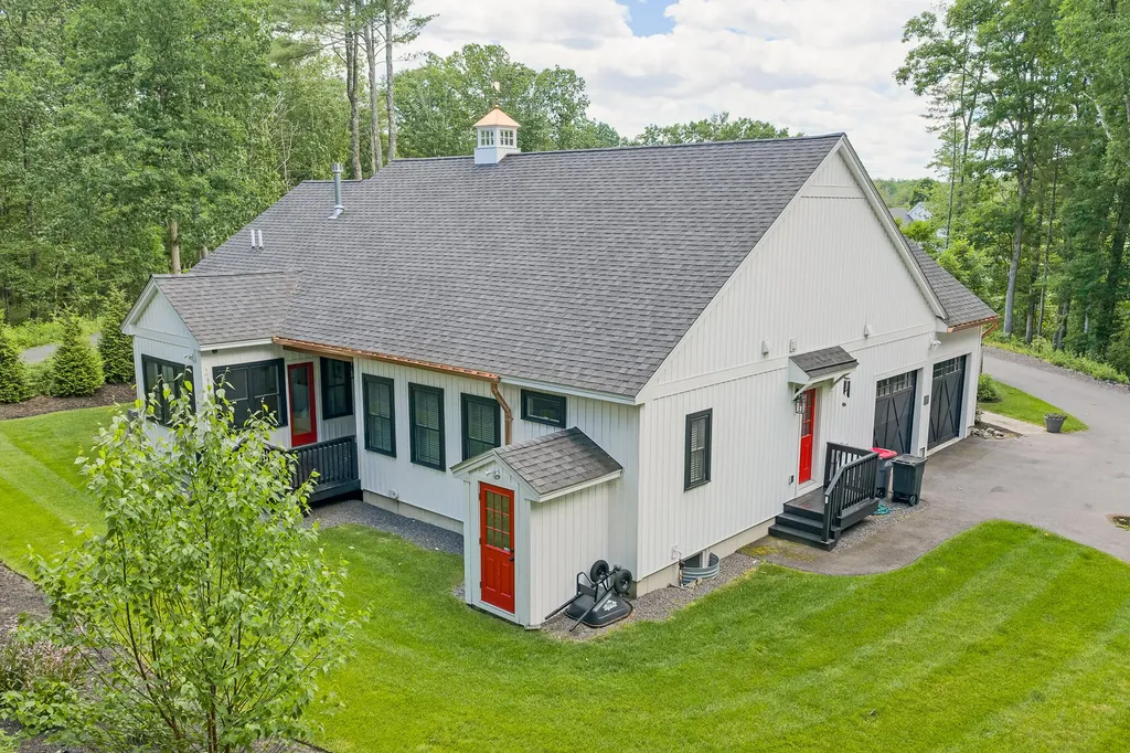11 Cole Lane South Berwick ME 03908