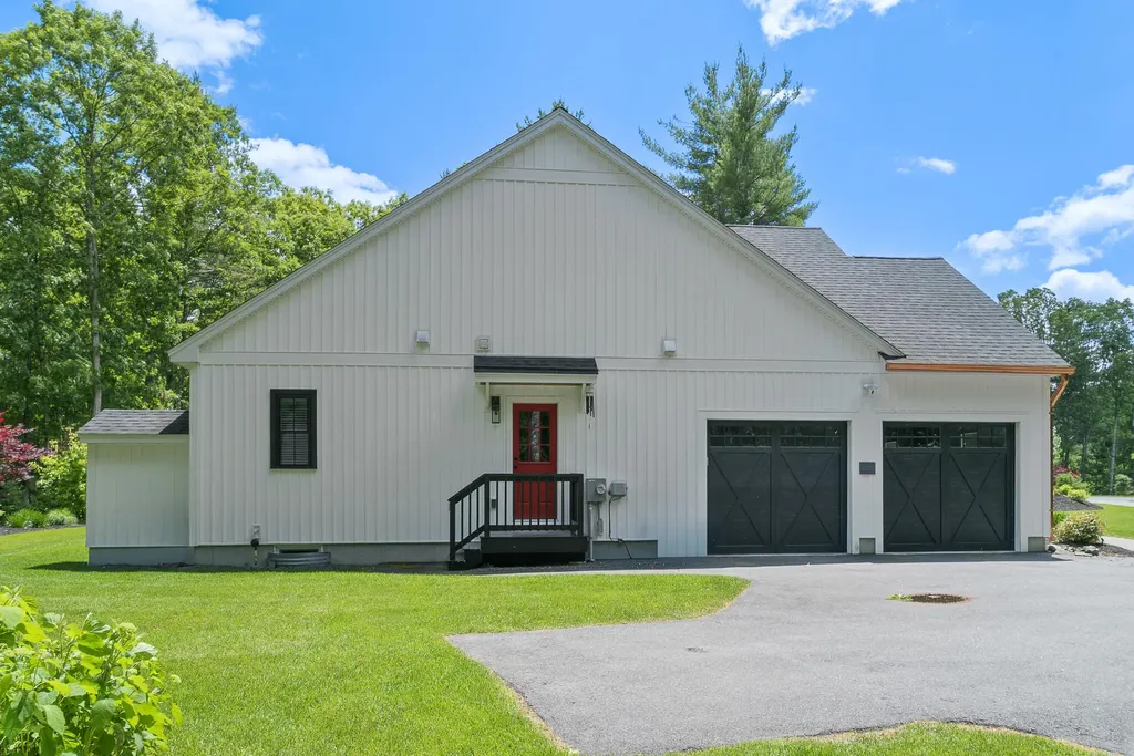 11 Cole Lane South Berwick ME 03908