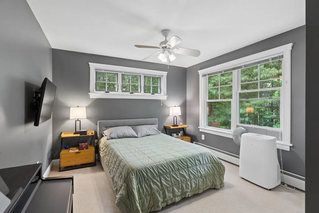 9 Fen Way Kennebunk ME 04043