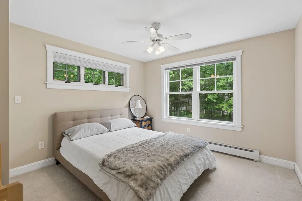 9 Fen Way Kennebunk ME 04043