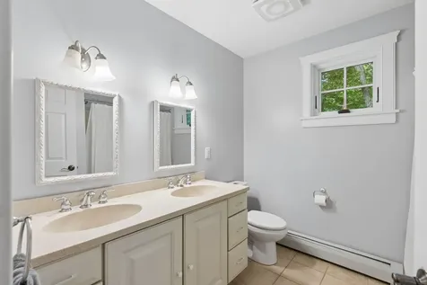 9 Fen Way Kennebunk ME 04043