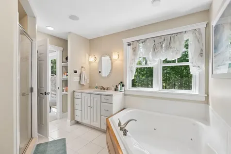9 Fen Way Kennebunk ME 04043
