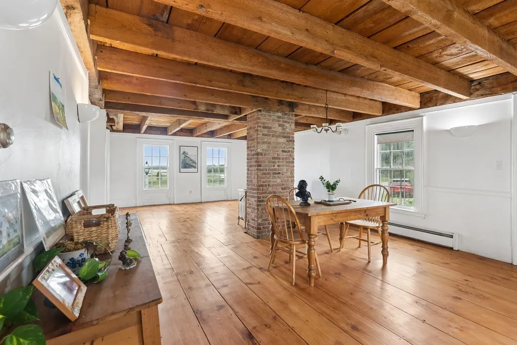 190 Mills Road Kennebunkport ME 04046