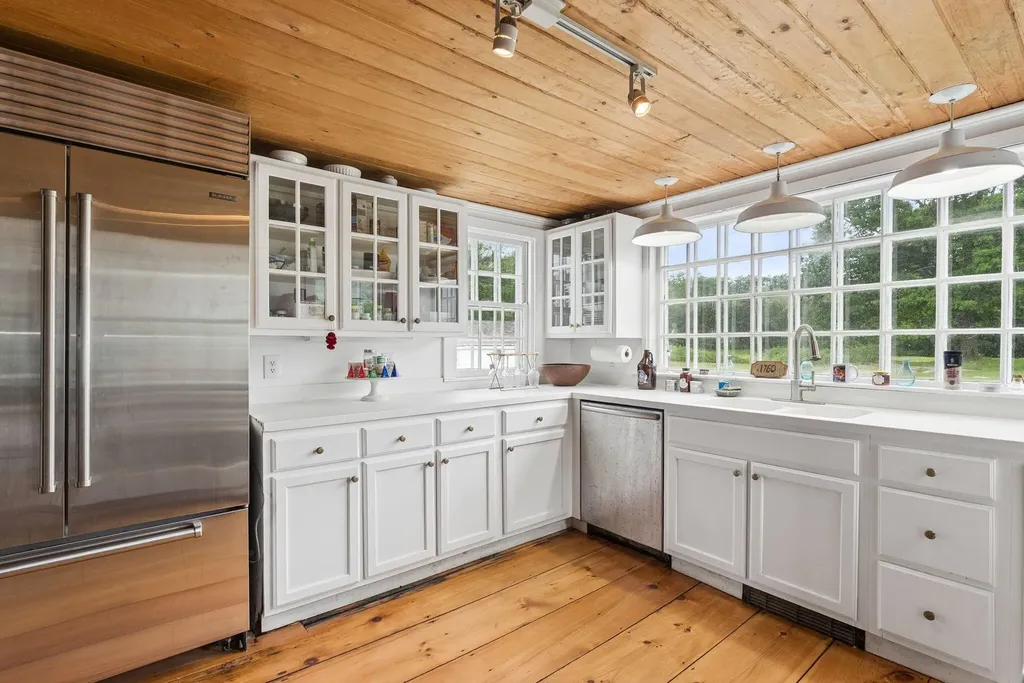 190 Mills Road Kennebunkport ME 04046