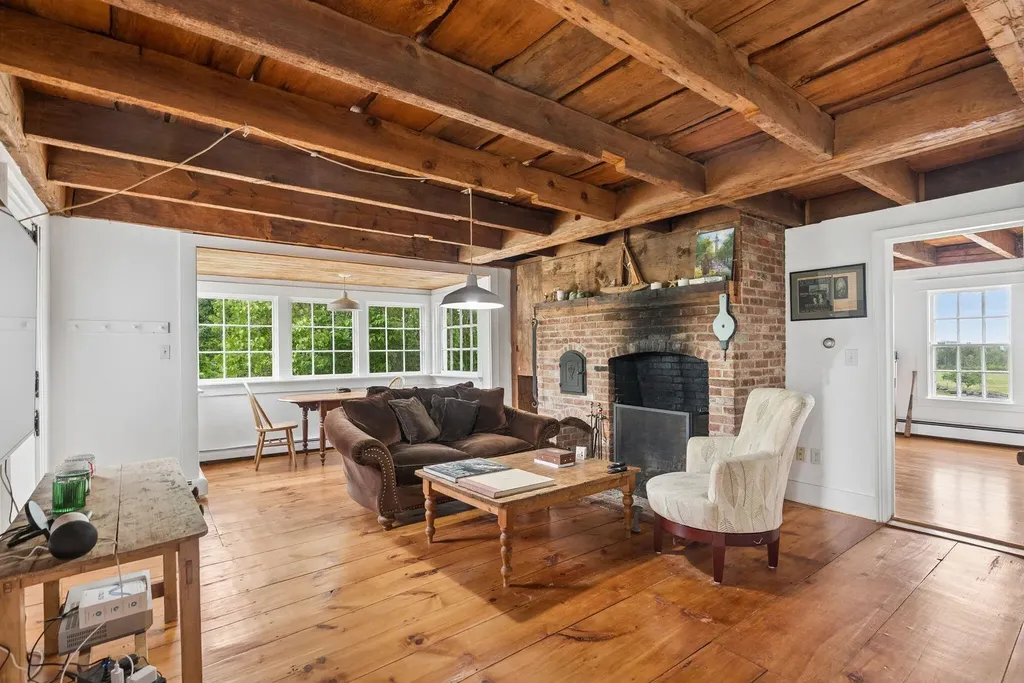190 Mills Road Kennebunkport ME 04046