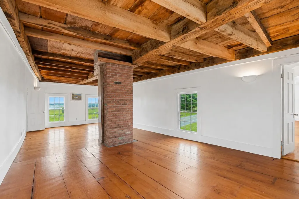 190 Mills Road Kennebunkport ME 04046