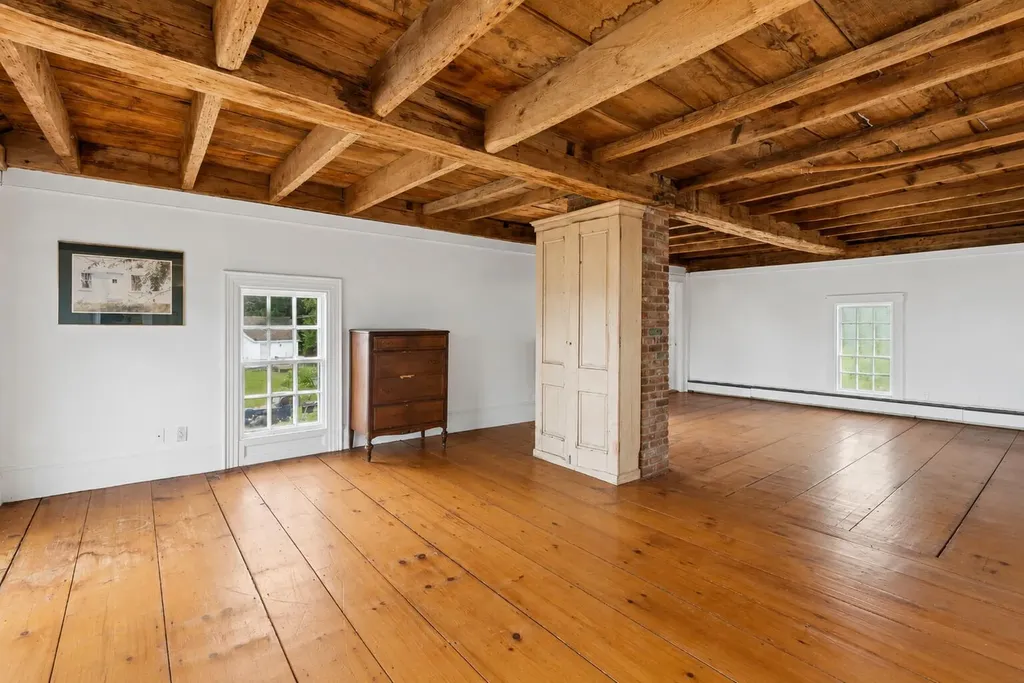 190 Mills Road Kennebunkport ME 04046