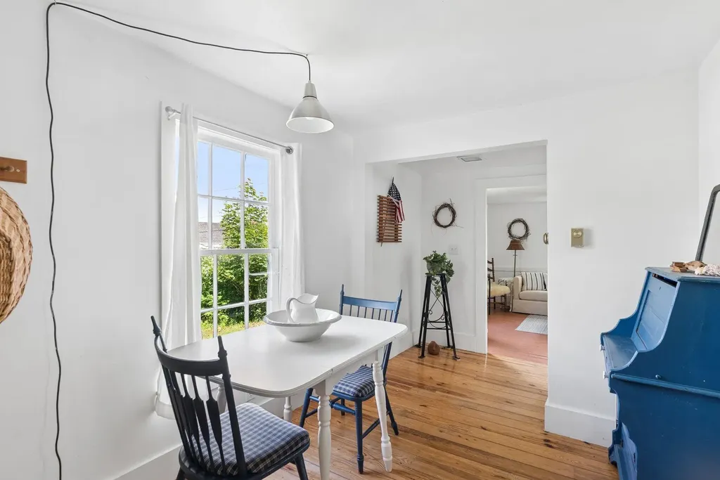 190 Mills Road Kennebunkport ME 04046
