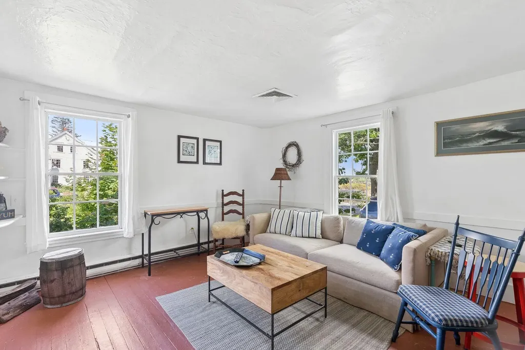 190 Mills Road Kennebunkport ME 04046