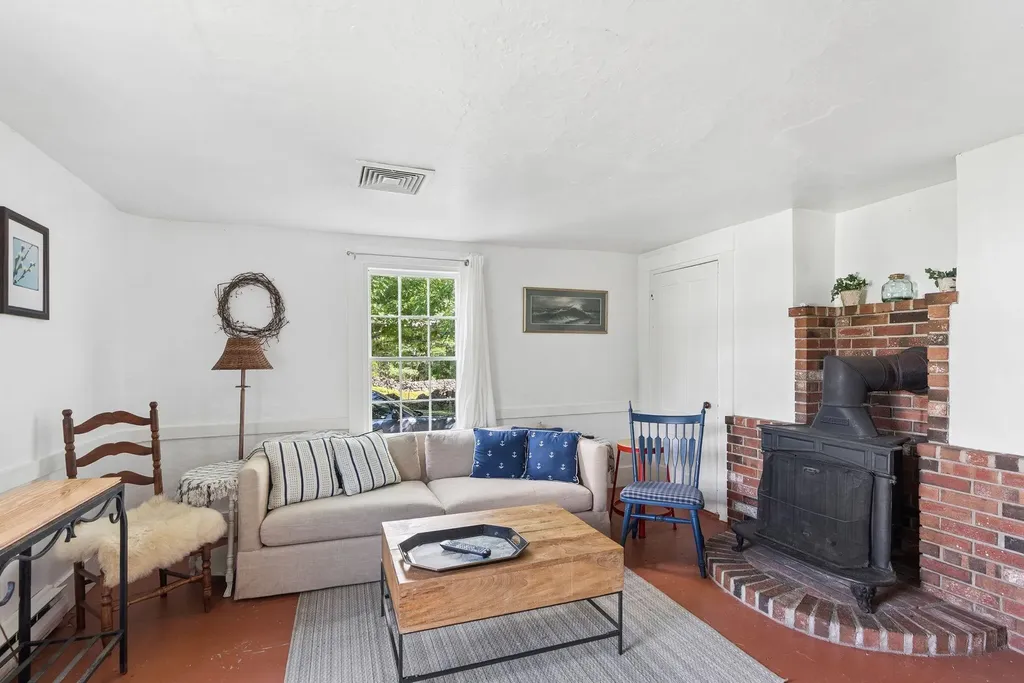190 Mills Road Kennebunkport ME 04046