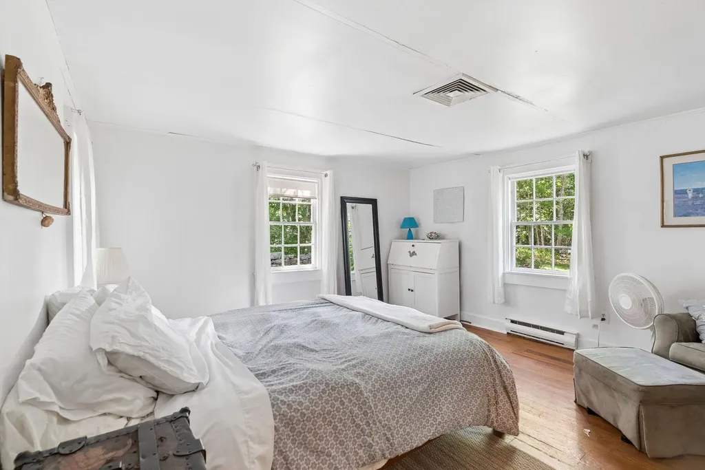 190 Mills Road Kennebunkport ME 04046