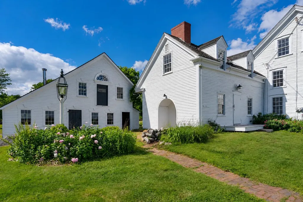 190 Mills Road Kennebunkport ME 04046