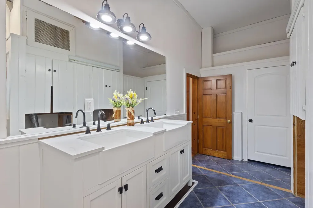 365 Bonny Eagle Road Hollis ME 04042
