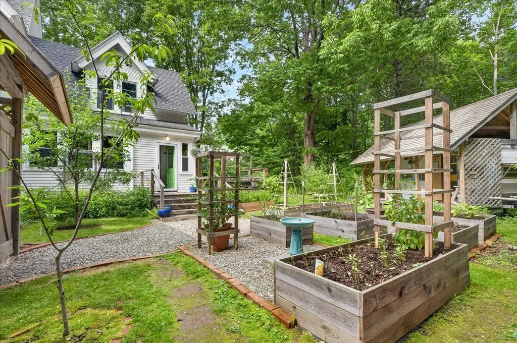 57 Ellsworth Road Blue Hill ME 04614