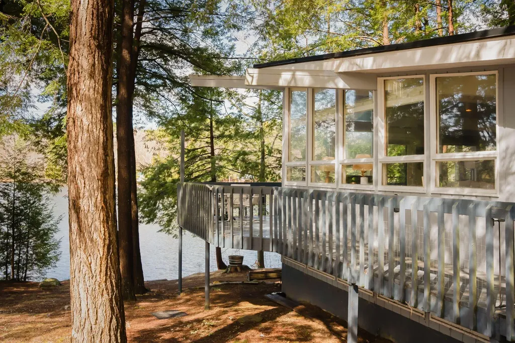 329 Lovejoy Shores Drive Fayette ME 04349