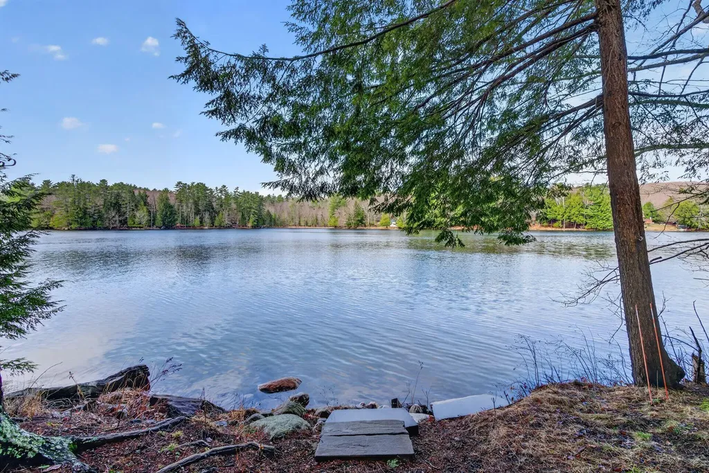 329 Lovejoy Shores Drive Fayette ME 04349