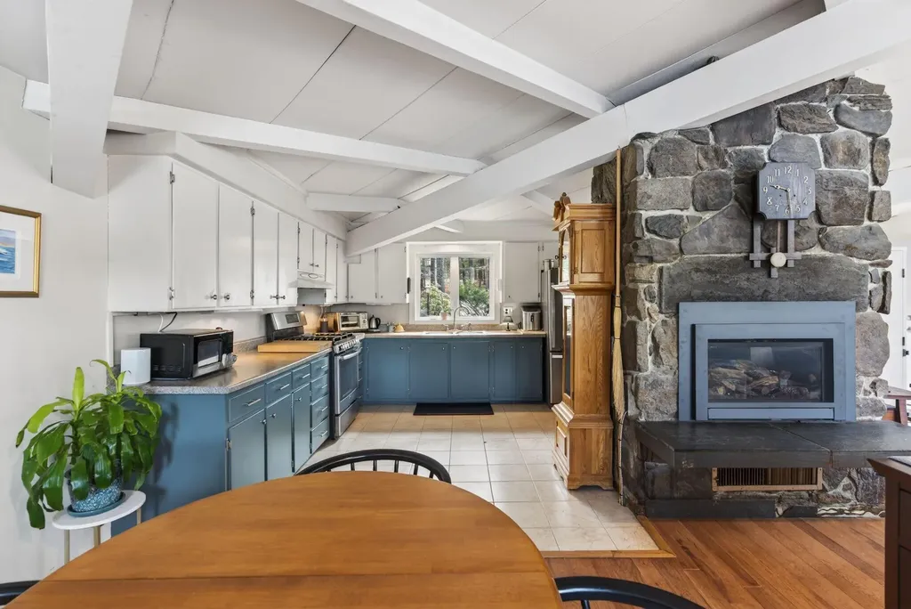 329 Lovejoy Shores Drive Fayette ME 04349