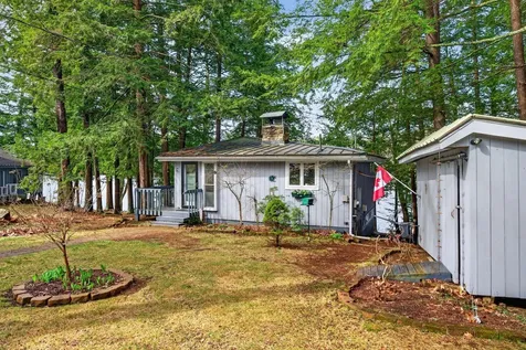 329 Lovejoy Shores Drive Fayette ME 04349