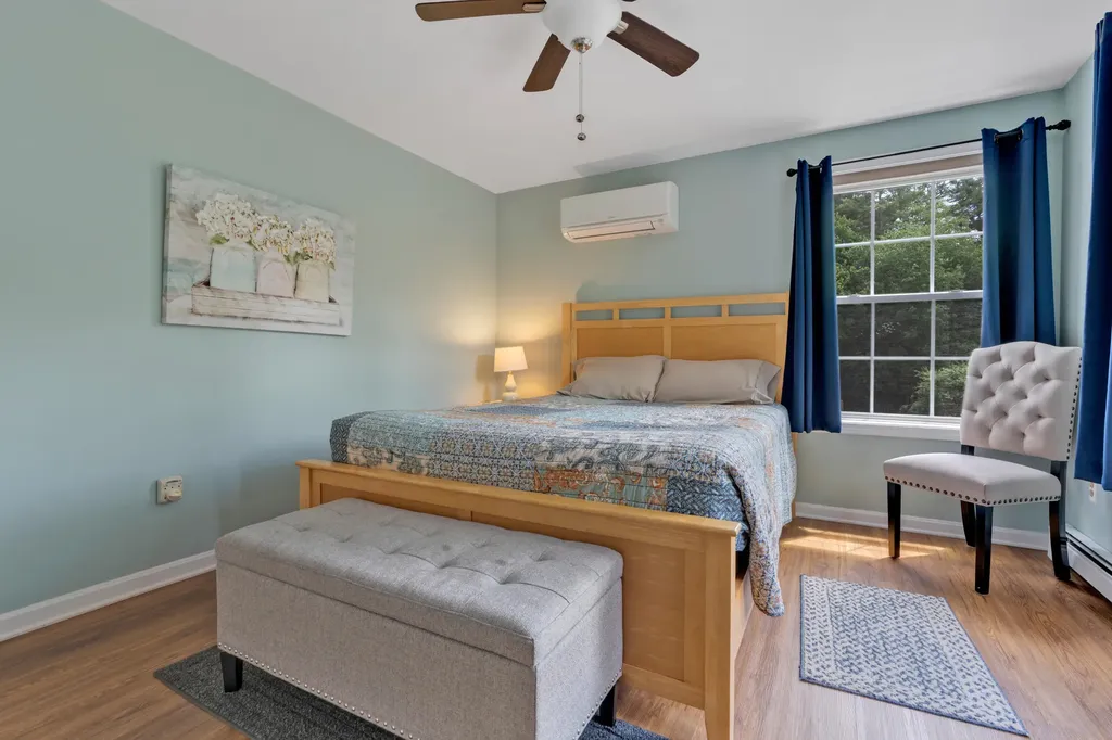 2 Mothers Way Kennebunk ME 04043