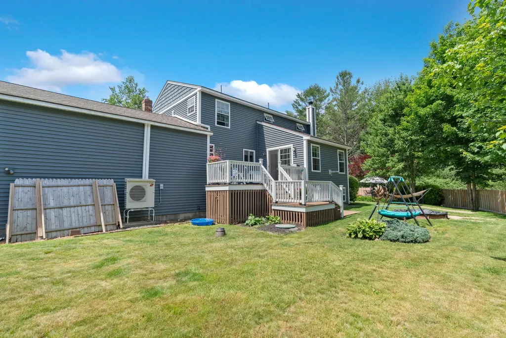 2 Mothers Way Kennebunk ME 04043