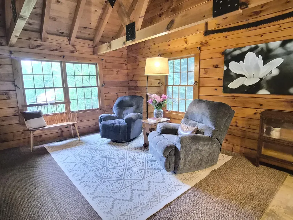 681 Temple Road Farmington ME 04938