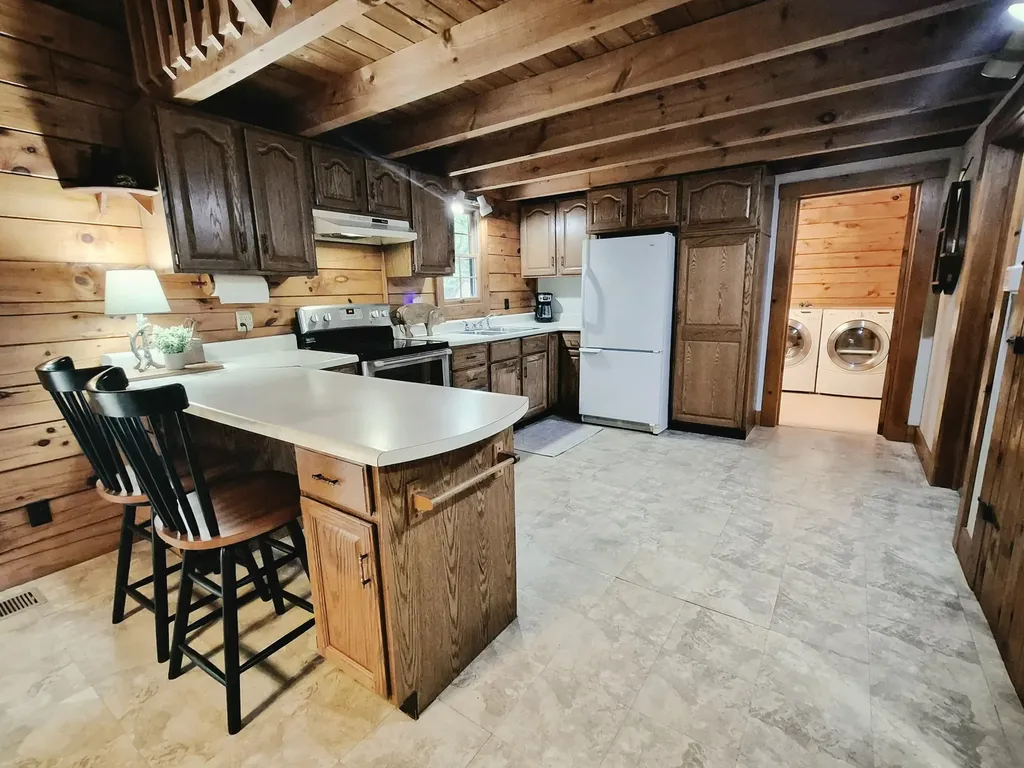 681 Temple Road Farmington ME 04938