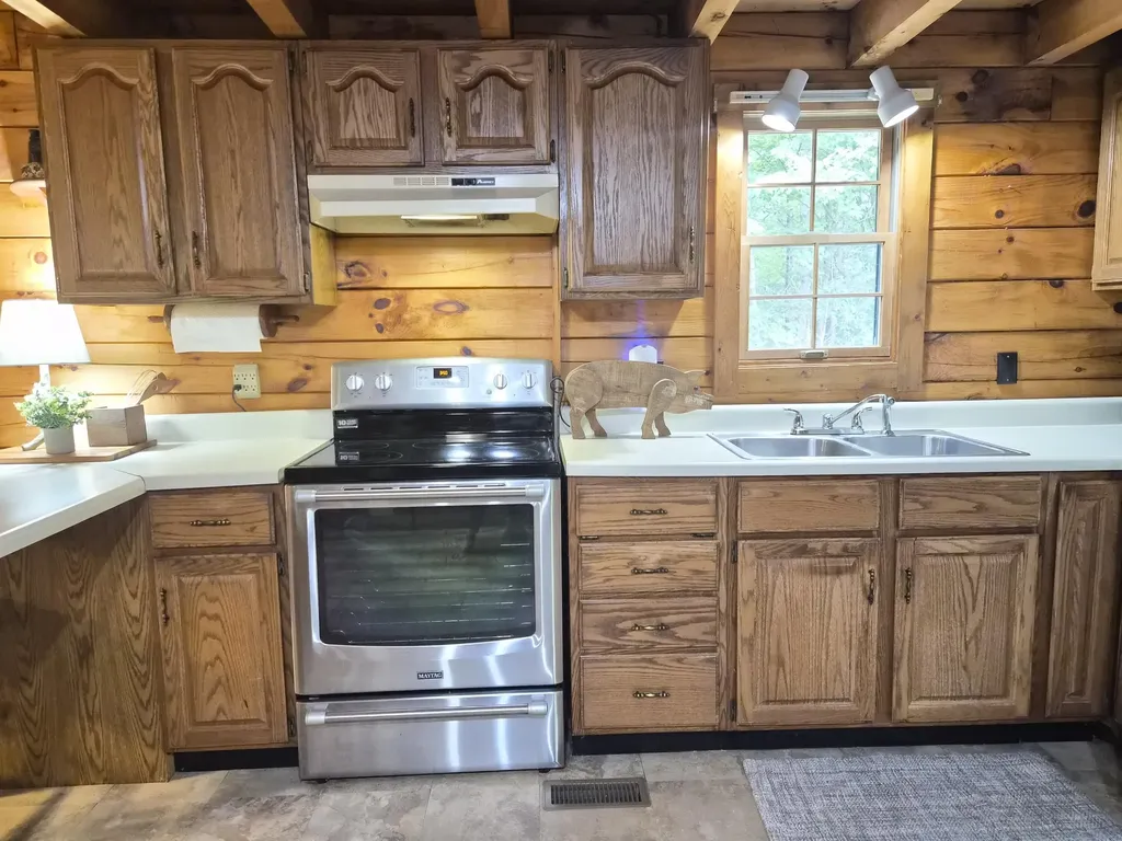 681 Temple Road Farmington ME 04938