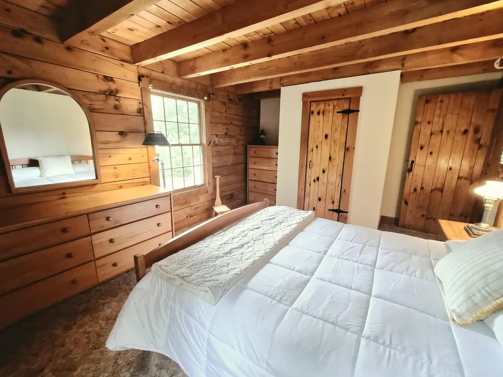 681 Temple Road Farmington ME 04938