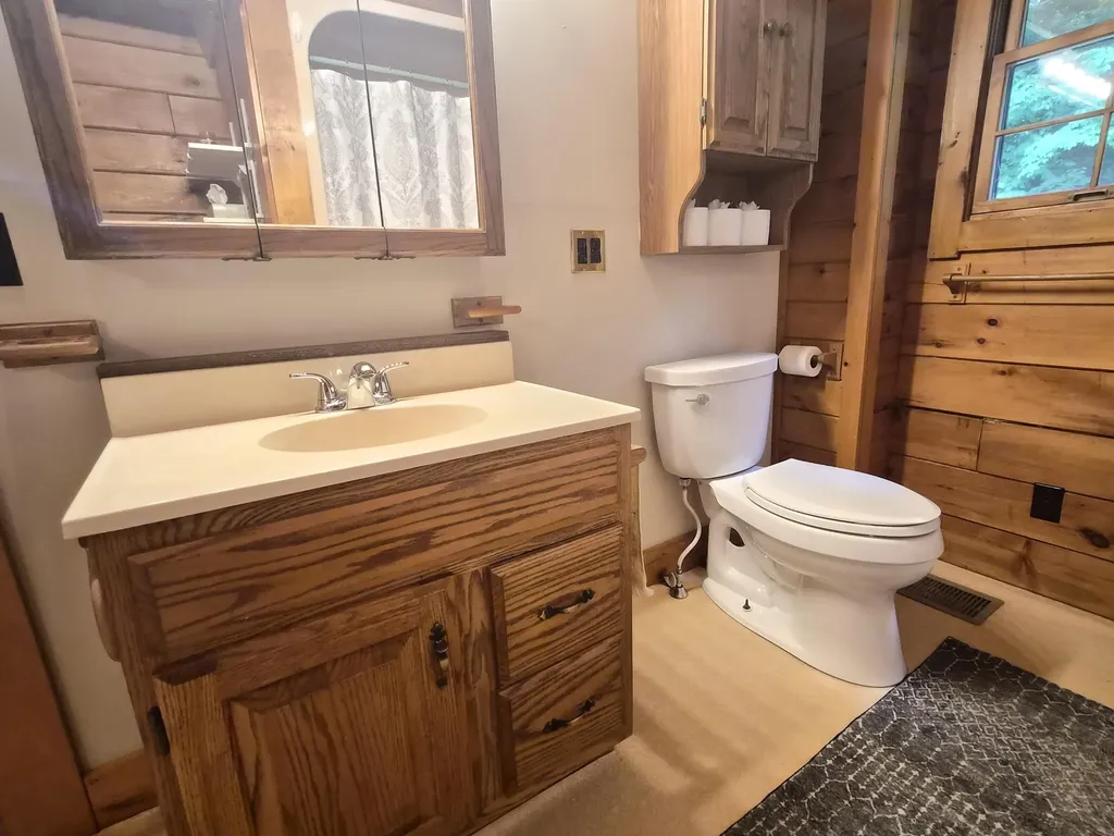 681 Temple Road Farmington ME 04938