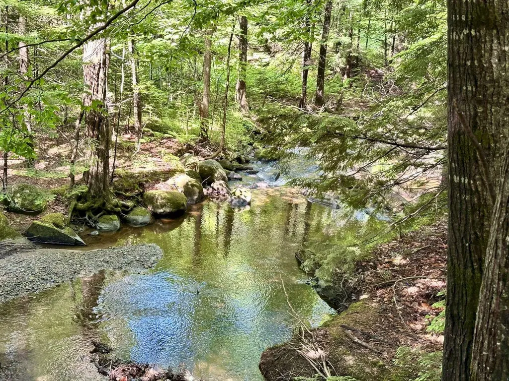 681 Temple Road Farmington ME 04938