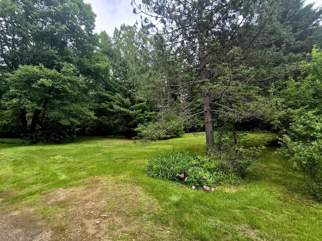 681 Temple Road Farmington ME 04938