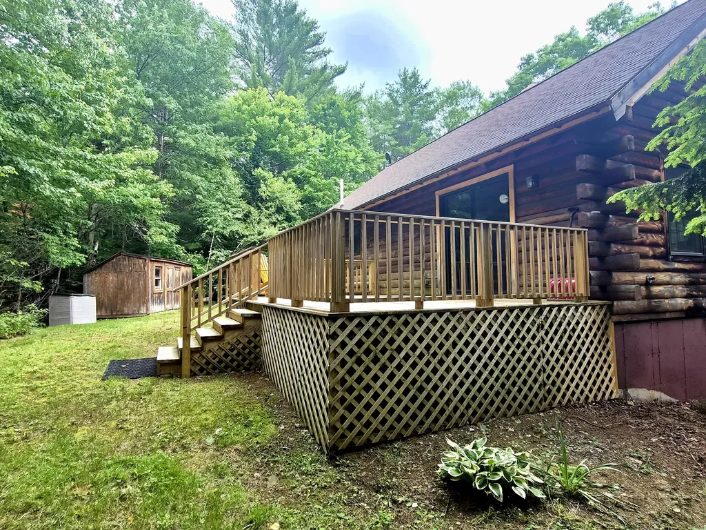 681 Temple Road Farmington ME 04938