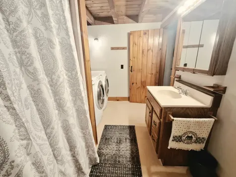 681 Temple Road Farmington ME 04938
