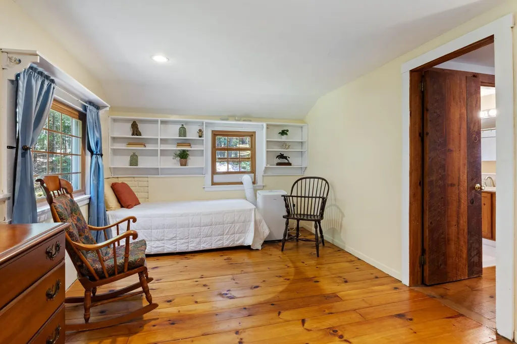 37 Pine Hill Road S York ME 03902