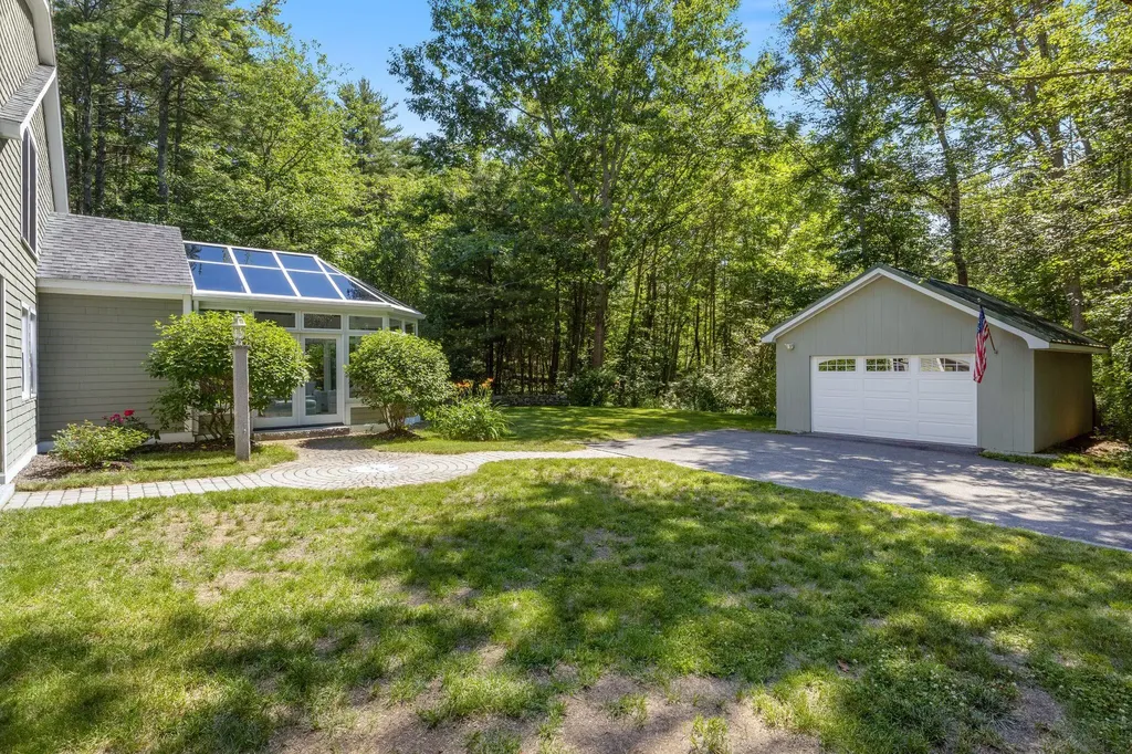 37 Pine Hill Road S York ME 03902
