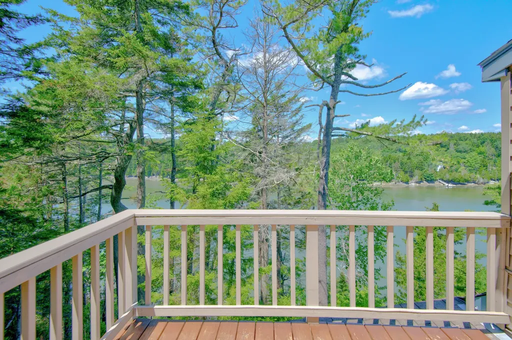 1 Old Town Road Harpswell ME 04066