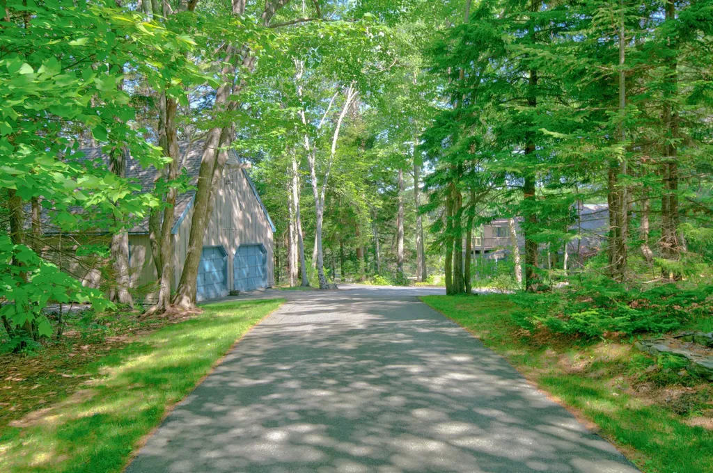 1 Old Town Road Harpswell ME 04066