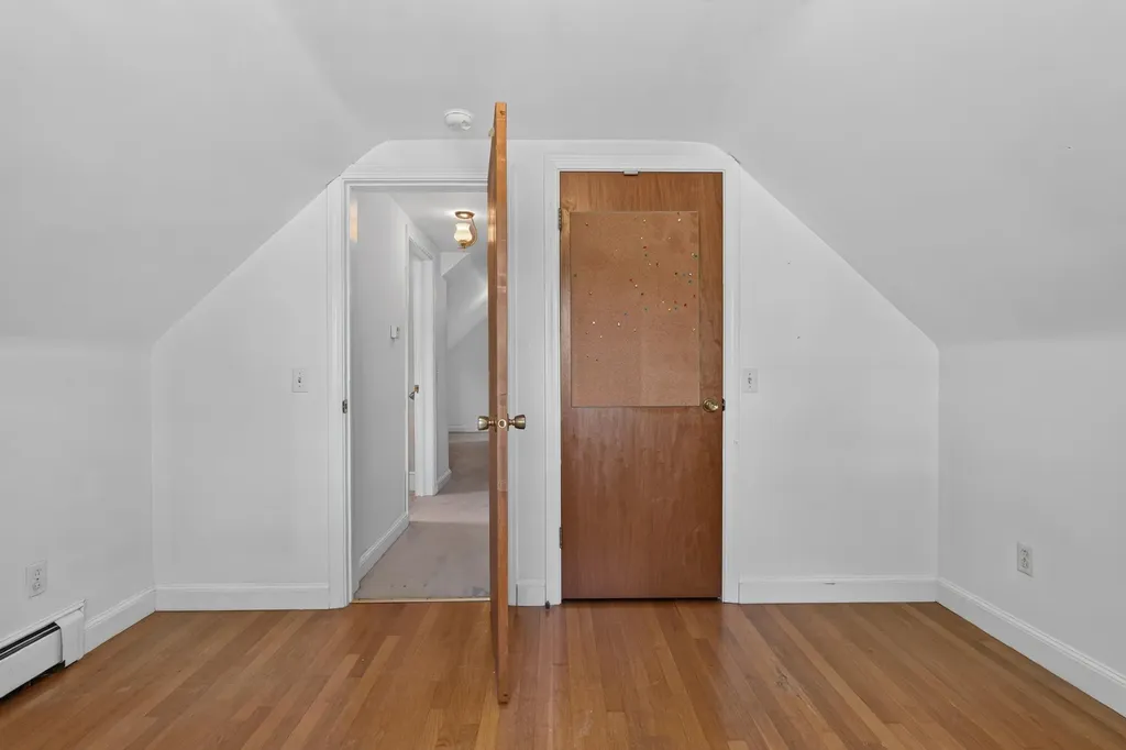 82 Columbia Avenue Brunswick ME 04011