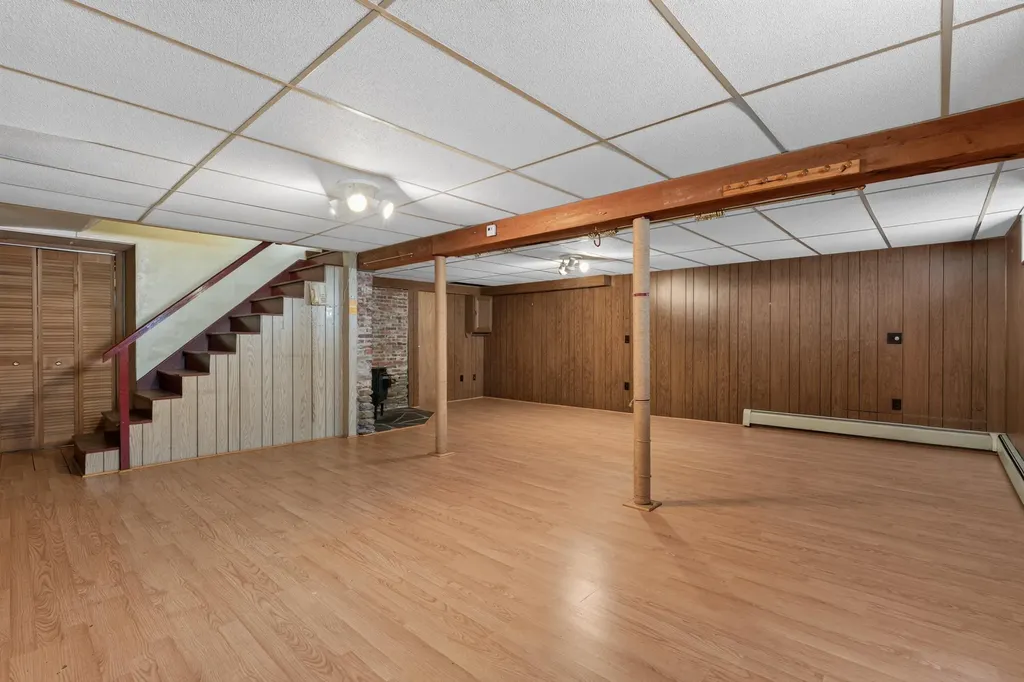 82 Columbia Avenue Brunswick ME 04011