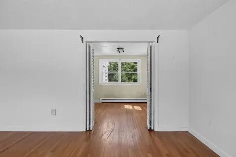 82 Columbia Avenue Brunswick ME 04011
