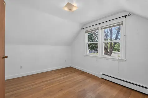 82 Columbia Avenue Brunswick ME 04011