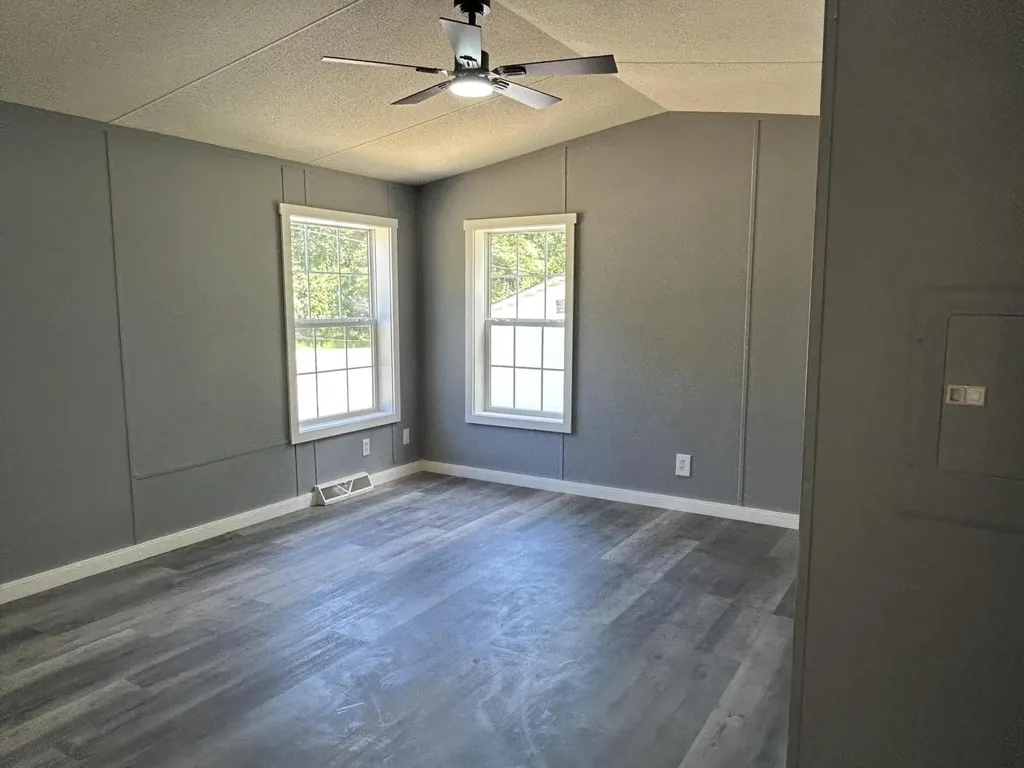 1535 Bangor Road Clinton ME 04927
